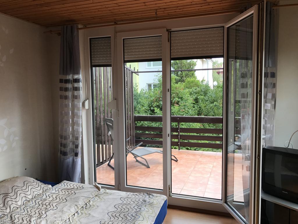 Apartment Jane Сенец Экстерьер фото